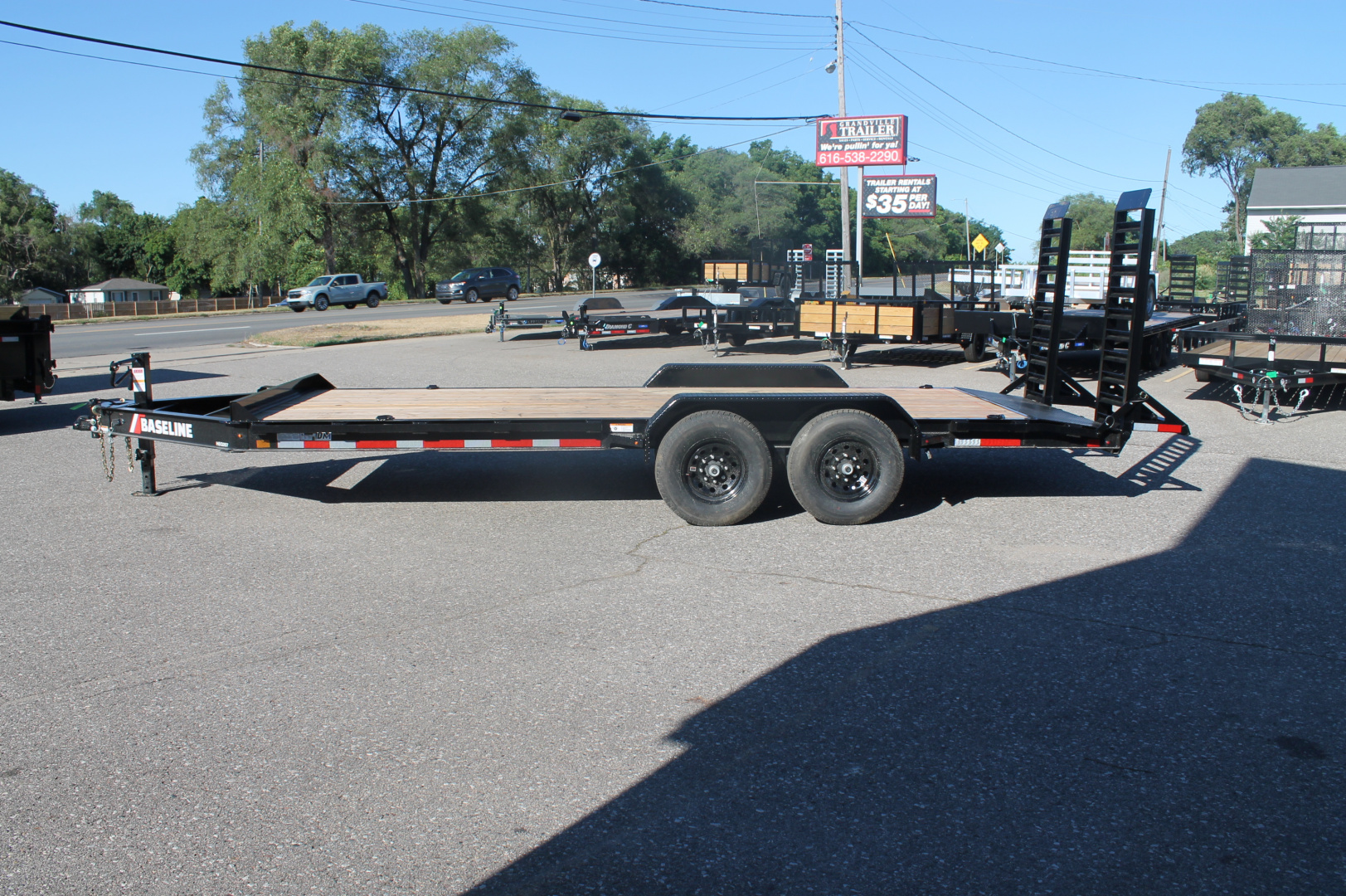 New 2025 Diamond C Trailers BASELINE HEQ207 20X82 Equipment Trailer