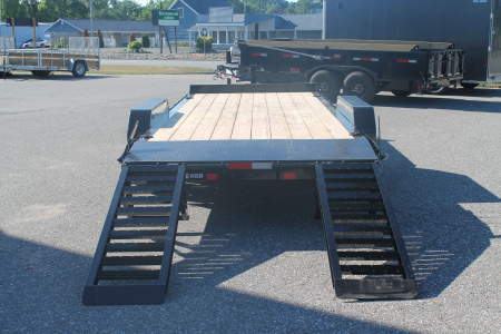 New 2025 Diamond C Trailers BASELINE HEQ207 20X82 Equipment Trailer