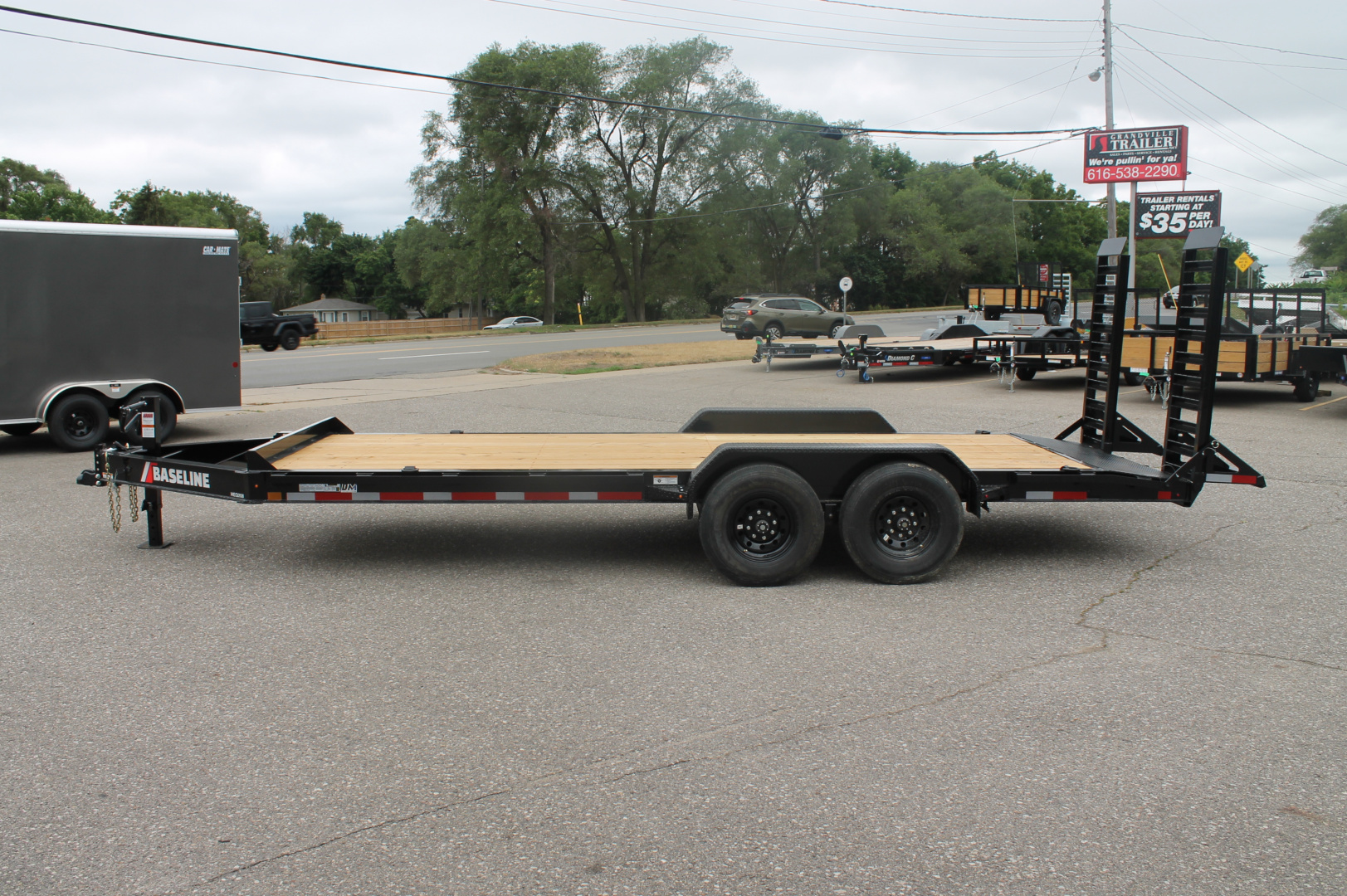 New 2025 Diamond C Trailers BASELINE HEQ208 20X82 Equipment Trailer