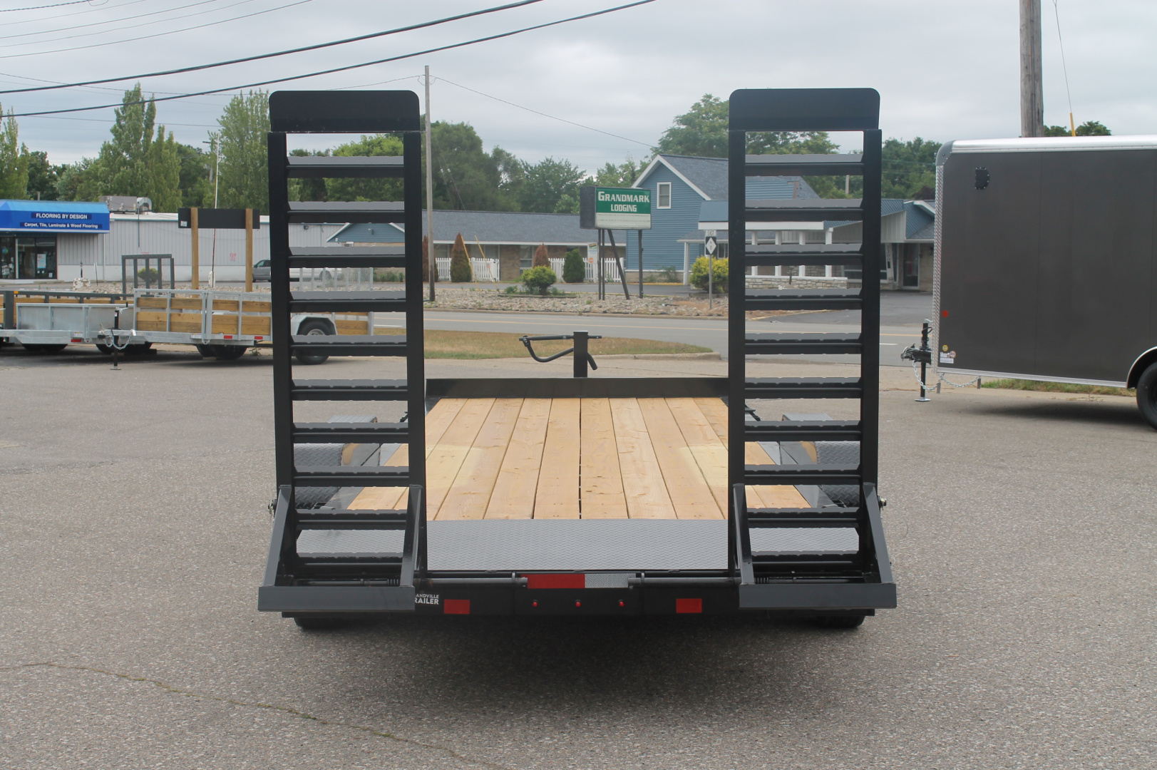 New 2025 Diamond C Trailers BASELINE HEQ208 20X82 Equipment Trailer