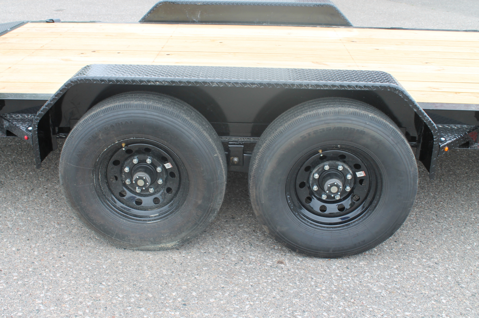 New 2025 Diamond C Trailers BASELINE HEQ208 20X82 Equipment Trailer