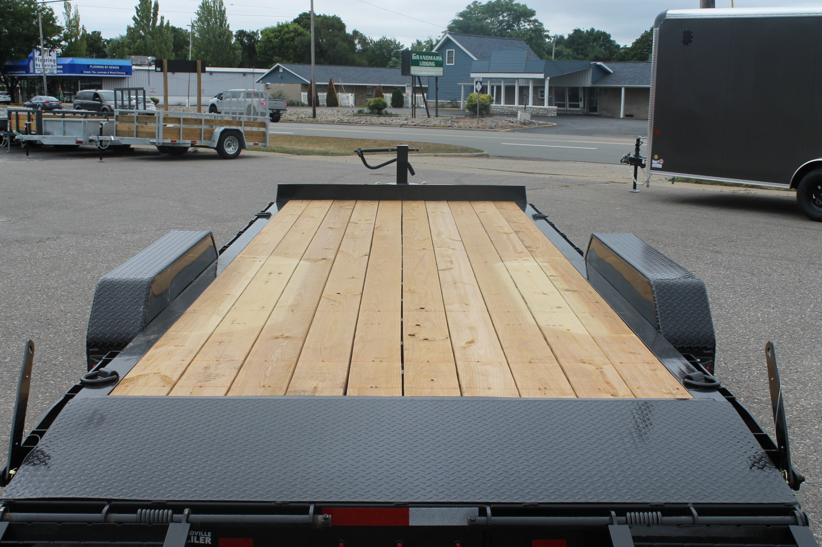 New 2025 Diamond C Trailers BASELINE HEQ208 20X82 Equipment Trailer