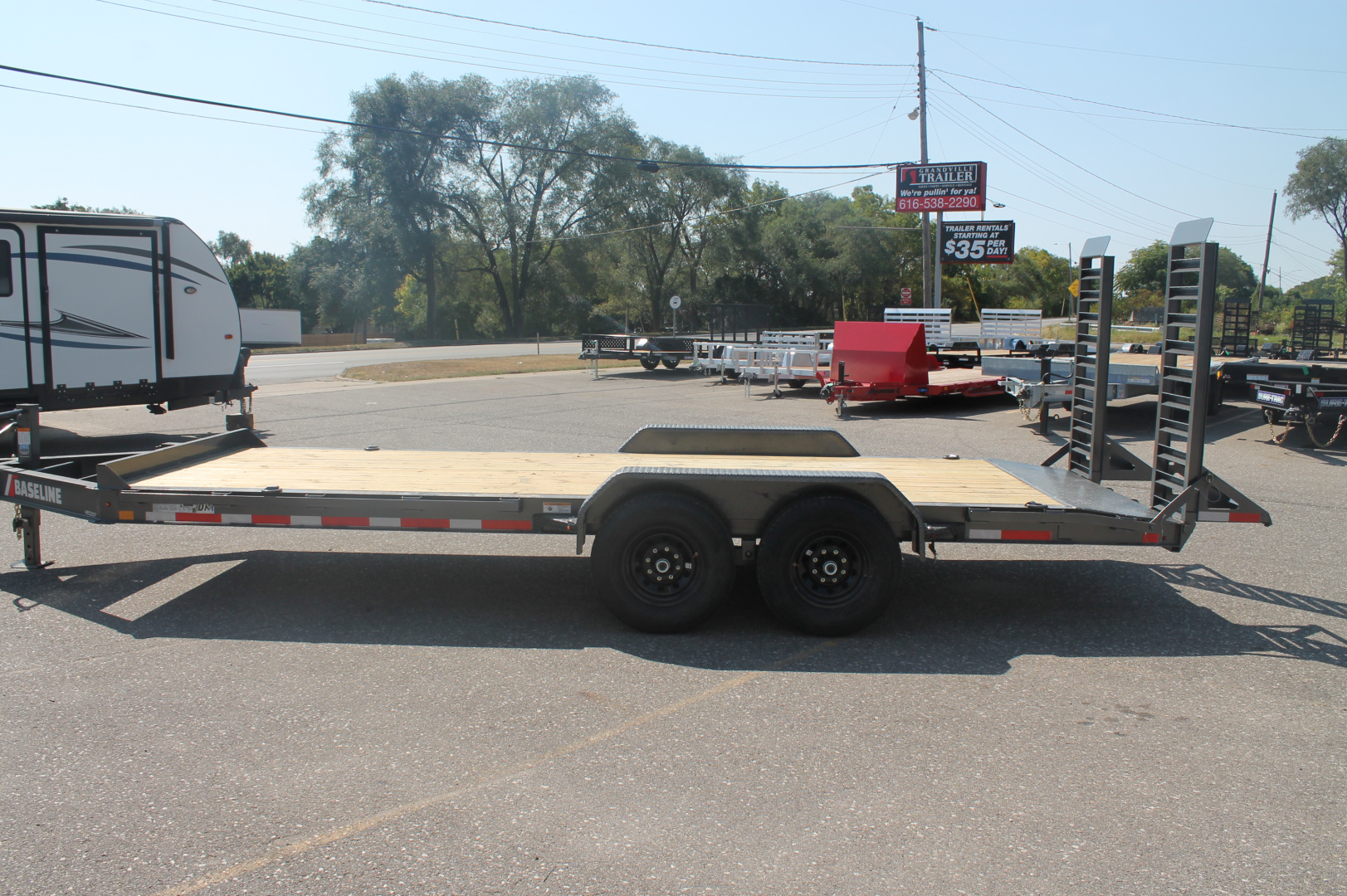 New 2025 Diamond C Trailers BASELINE HEQ208 22X82 Equipment Trailer