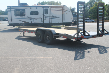 New 2025 Diamond C Trailers BASELINE HEQ208 22X82 Equipment Trailer