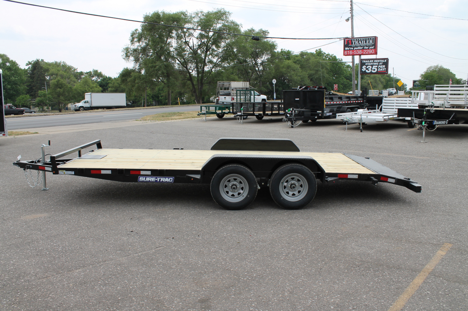 New 2026 Sure-Trac ST8218CHW-B-070 Car Hauler