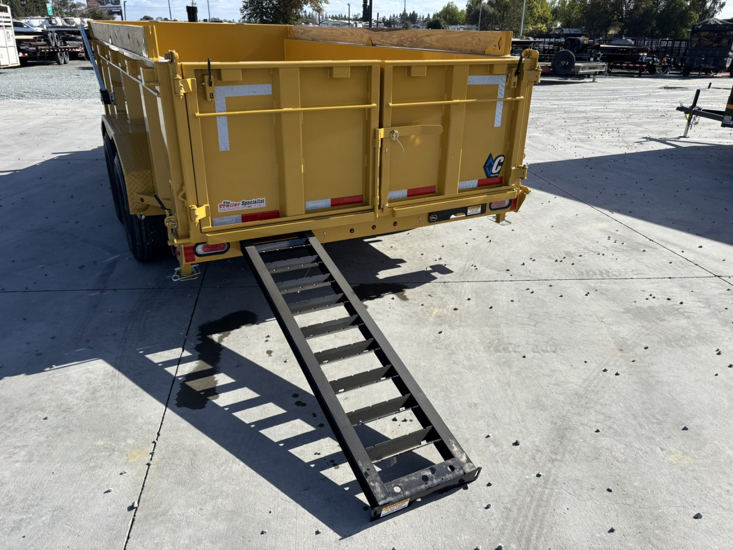 New 2026 Diamond C Trailers LPT207L14X82 P3 Dump Trailer