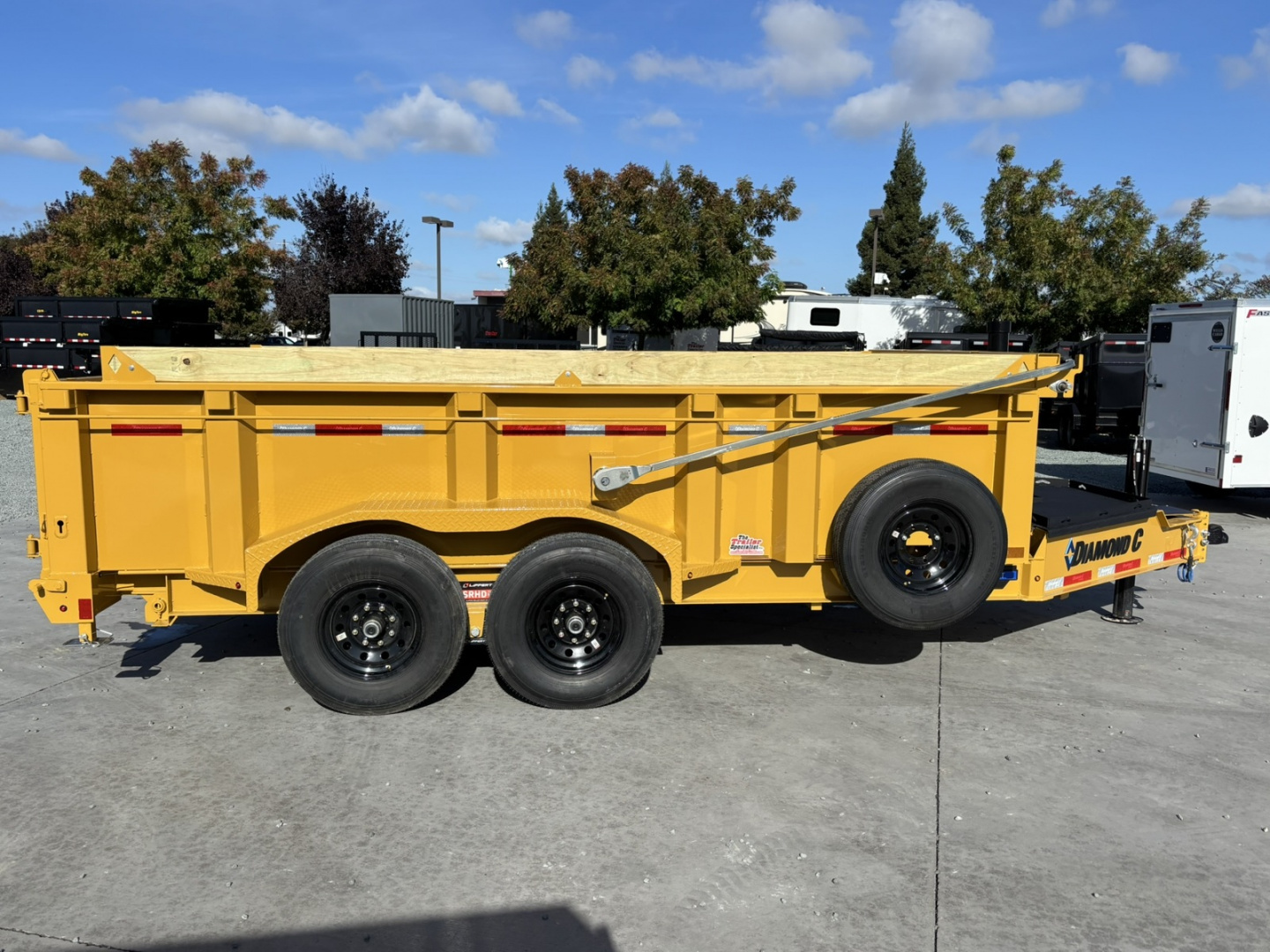 New 2026 Diamond C Trailers LPT207L14X82 P3 Dump Trailer