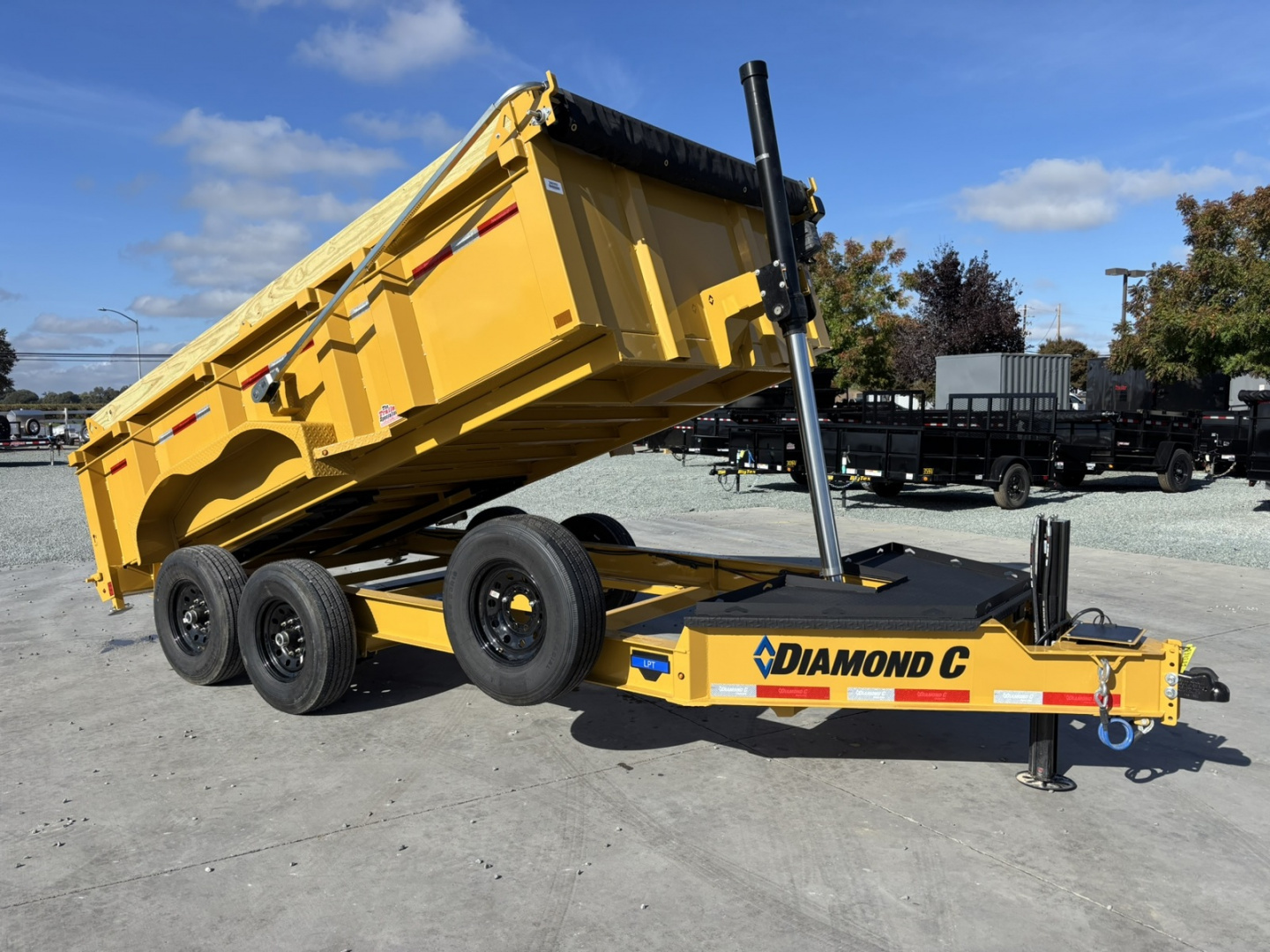 New 2026 Diamond C Trailers LPT207L14X82 P3 Dump Trailer