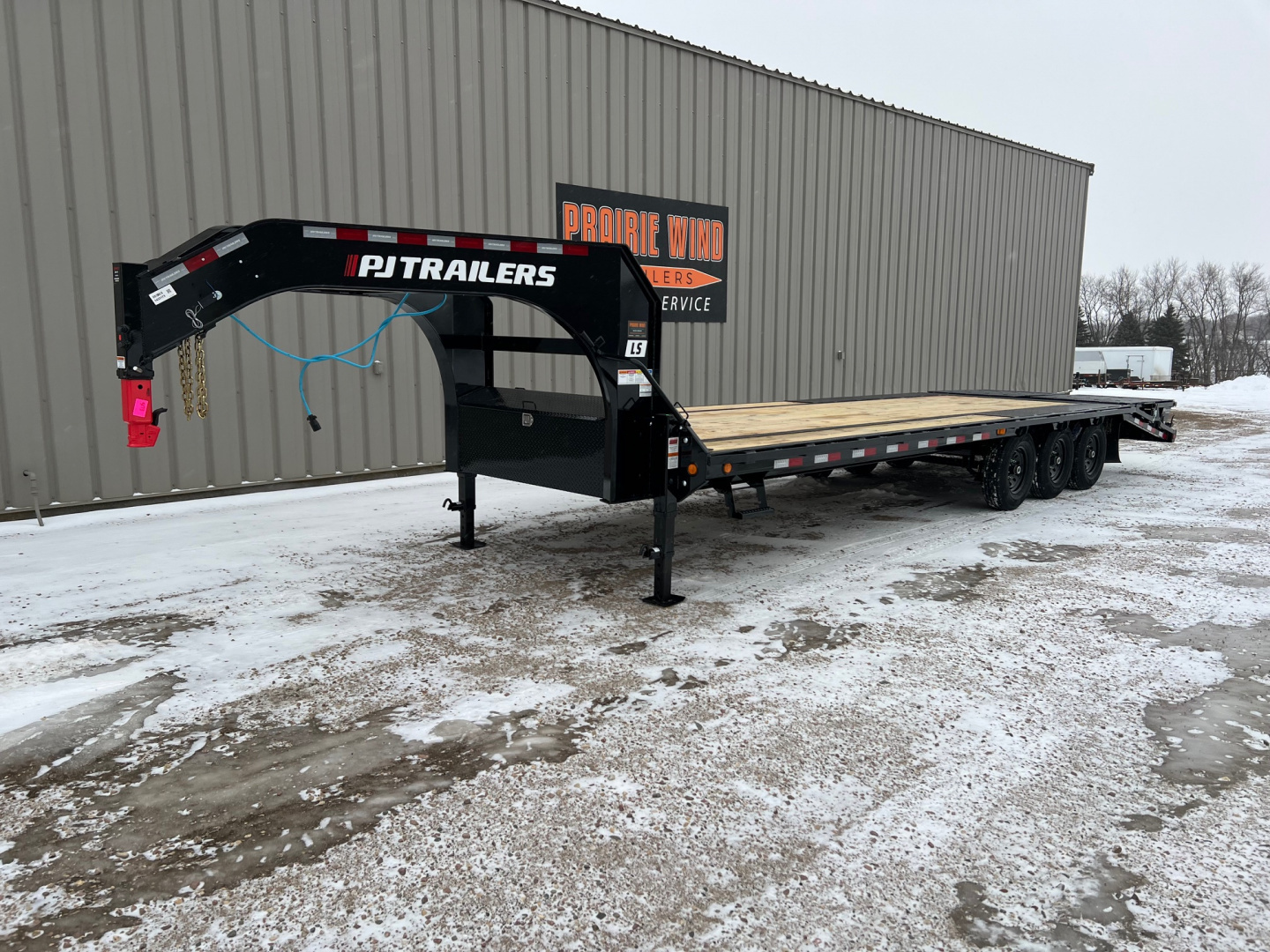 New 2026 PJ Trailers 28 LS Gooseneck Triple Axle Flatbed Trailer