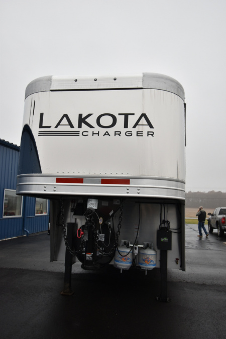 New 2026 Lakota CHL81413SR Horse Trailer