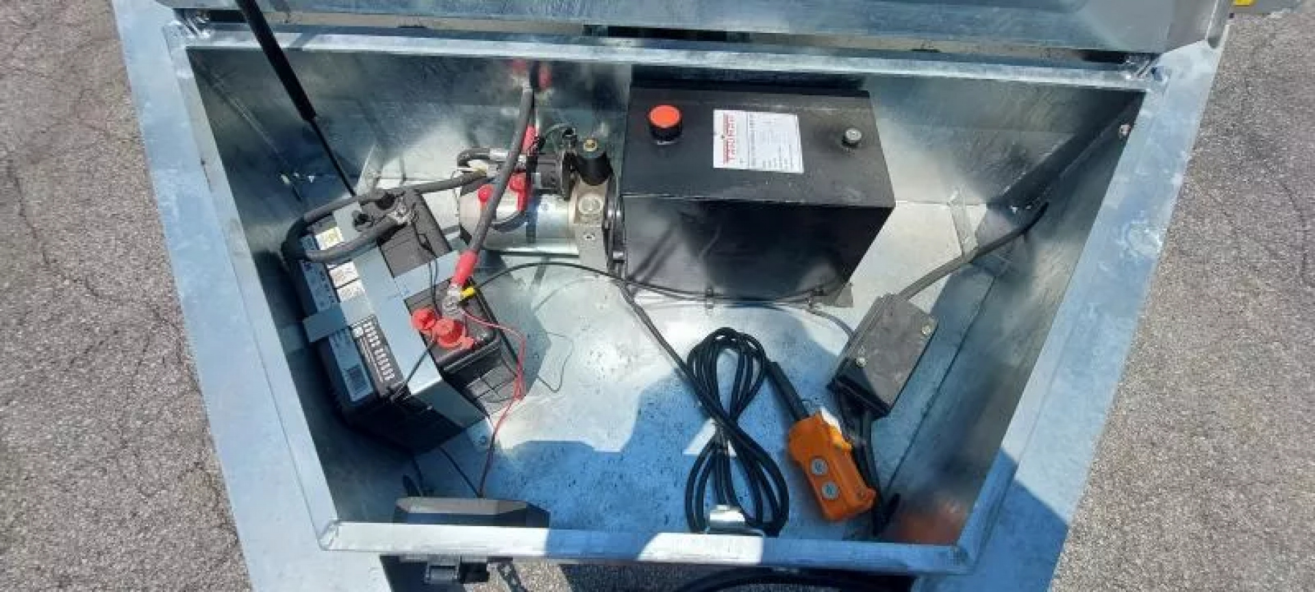 New 82" X 12 GALVANIZED DUMP 7 K AXLES 2025 TRIUMPH 5 YEAR WARRANTY