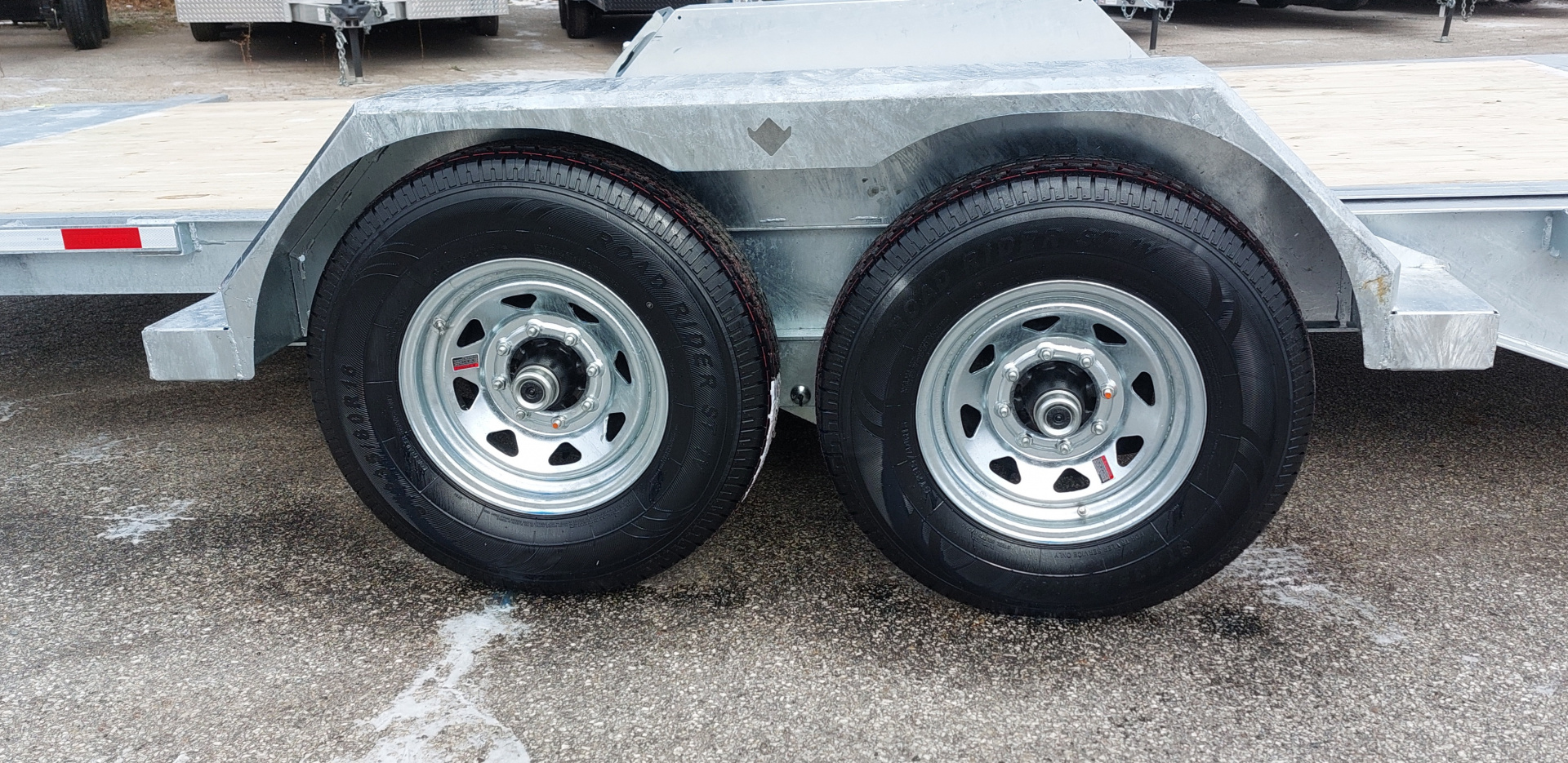 New 82X16 GALVANIZED GRAVITY TILT 7 K AXLES POWER JACKS ALSO AVAILABLE W/OUT POWER JACKS 2026 TRUMPH