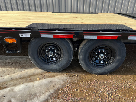 New 2026 Diamond C Trailers 24' Deckover DEC Equipment Trailer