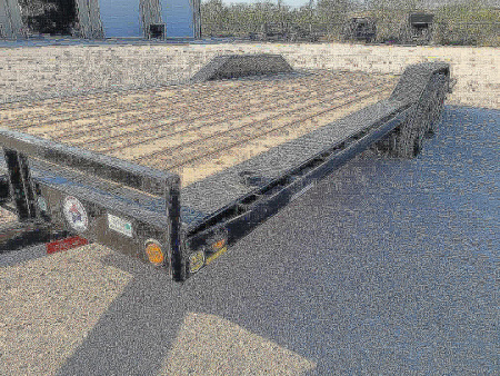 New 2026 Load Trail 16K 22' Flatbed w/ Max Ramps