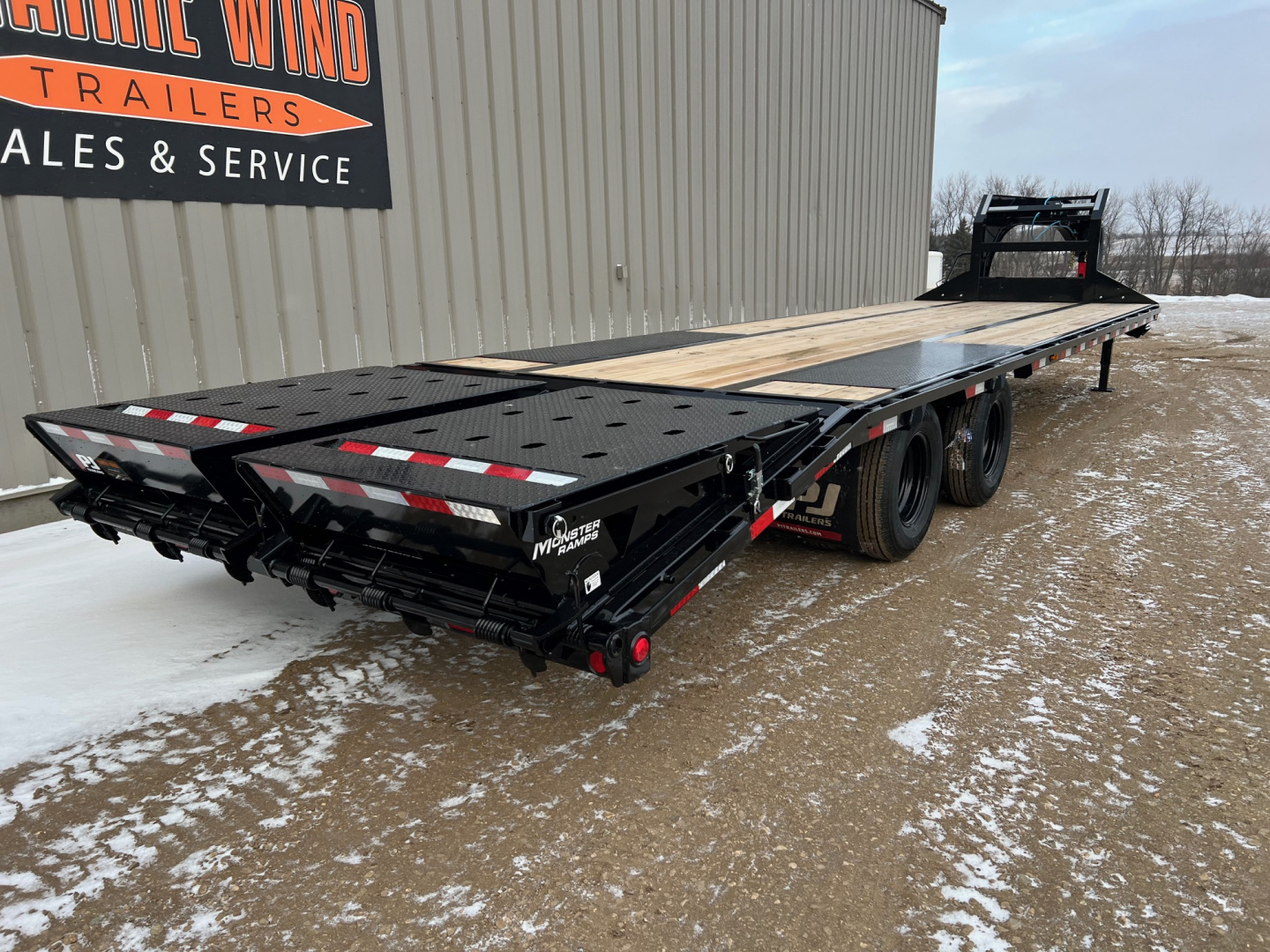 New 2026 PJ Trailers 30' LD Gooseneck 10K's Flatbed Trailer
