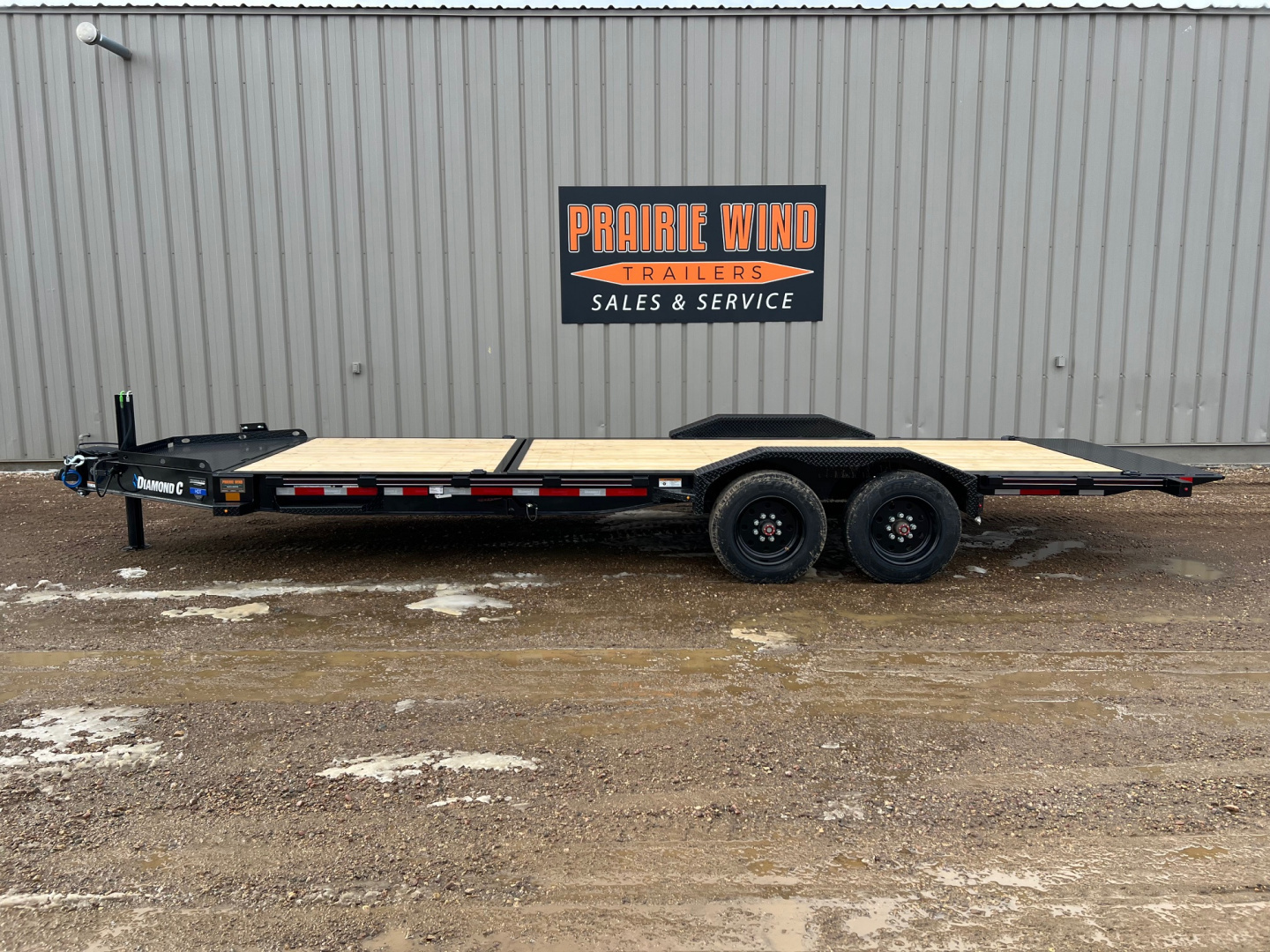 New 2026 Diamond C Trailers 22' HDT Tilt Trailer