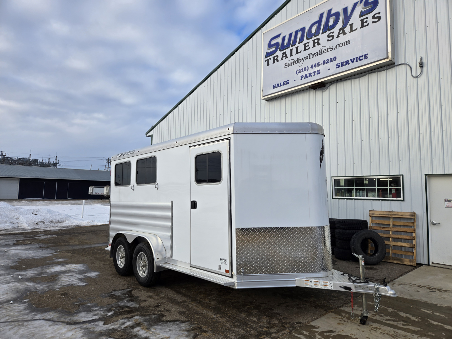 New 2026 Featherlite 2 Horse Trailer 9400