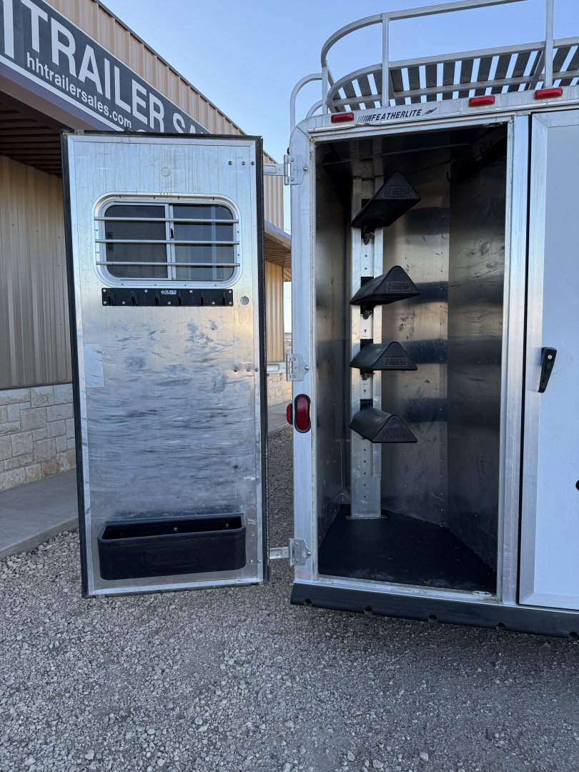 Used 1999 Featherlite Trailers 3 HORSE BUMPER PULL Horse Trailer