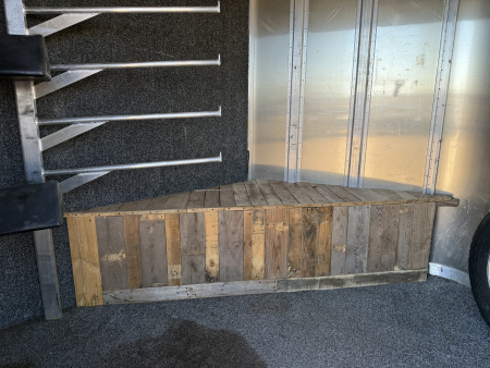 Used 1999 Featherlite Trailers 3 HORSE BUMPER PULL Horse Trailer