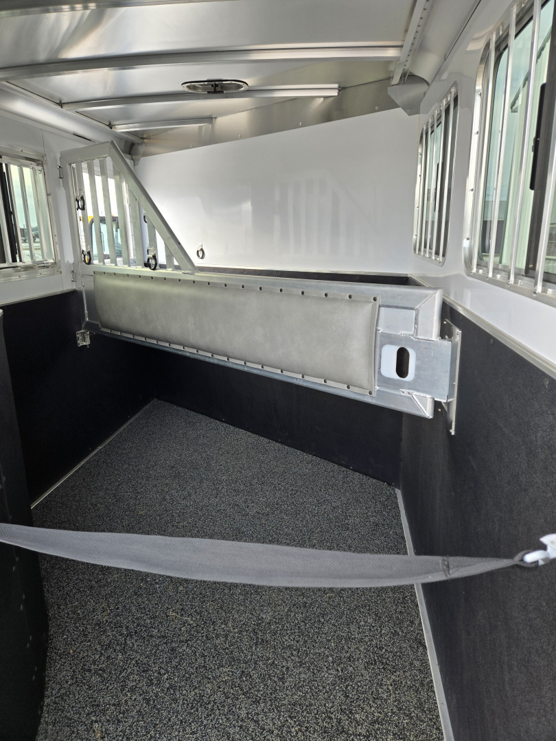 New 2026 Featherlite 2 Horse Trailer 9400