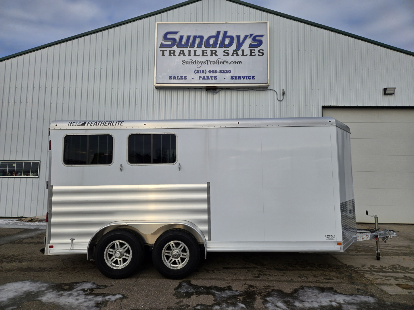 New 2026 Featherlite Trailers 9400 Horse Trailer