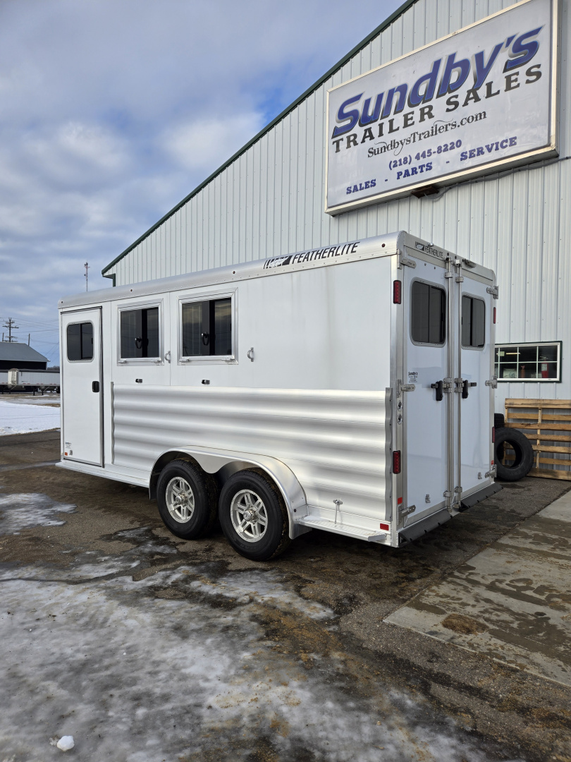 New 2026 Featherlite Trailers 9400 Horse Trailer