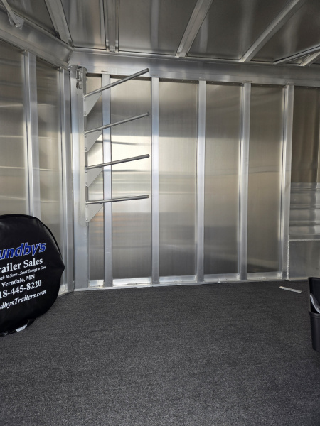 New 2026 Featherlite Trailers 9400 Horse Trailer