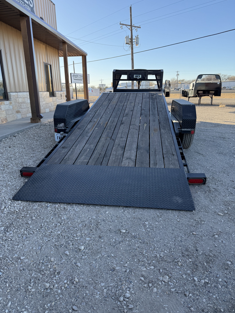 Used 2012 PJ Trailers GOOSENECK TILT Tilt Trailer