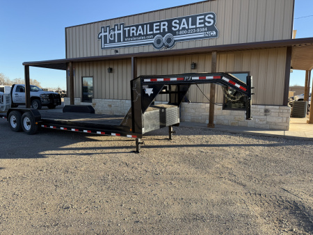 Used 2012 PJ Trailers GOOSENECK TILT Tilt Trailer