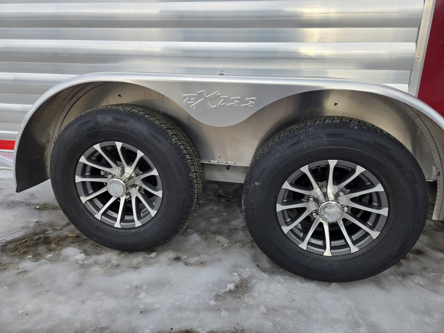 New 2026 Exiss 2 Horse XT Trailer