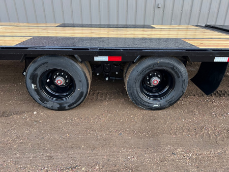 New 2026 PJ Trailers 36 Tandem Dual Gooseneck Flatbed Trailer