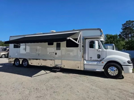 Used 2008 Haulmark Motorcoach Haulmark Class A