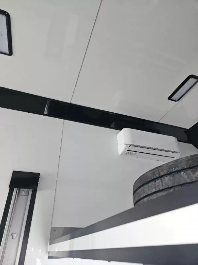 New 2025 United Trailers USH-8.526TR80 Stacker