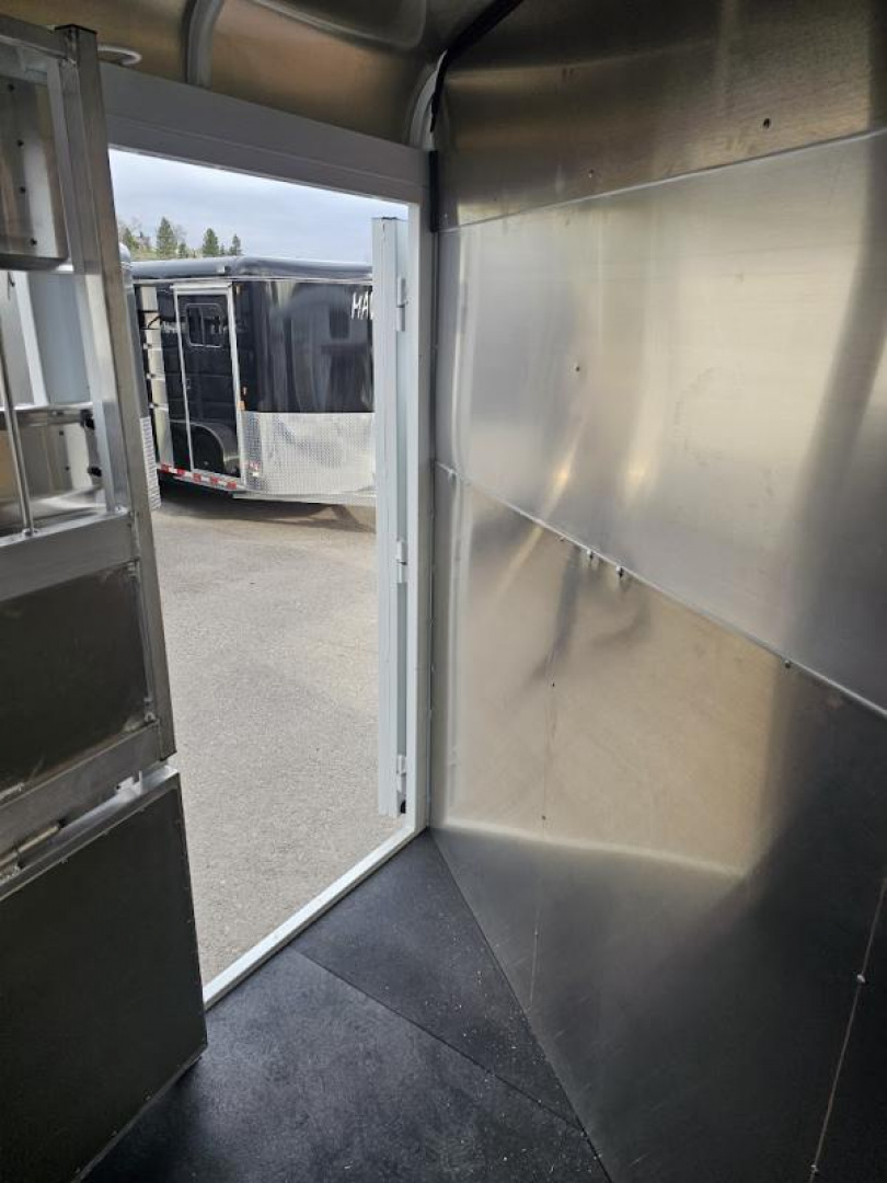 New 2025 Maverick 4 Horse Gooseneck Trailer