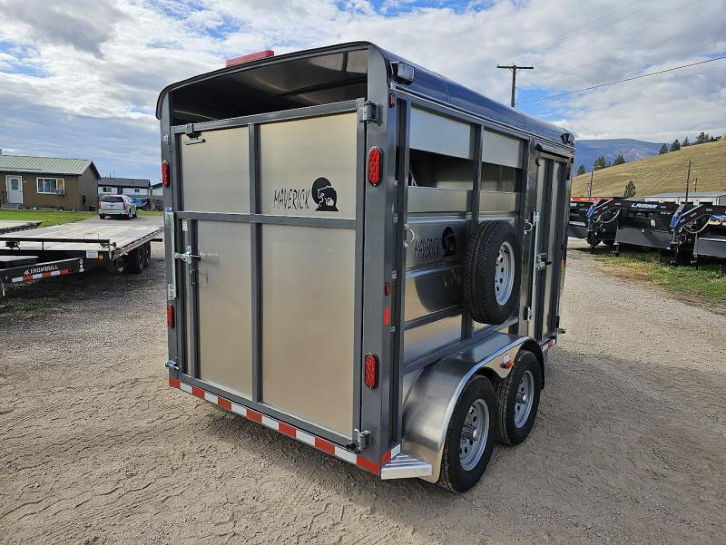 New 2025 Maverick 13' 2 Horse Trailer
