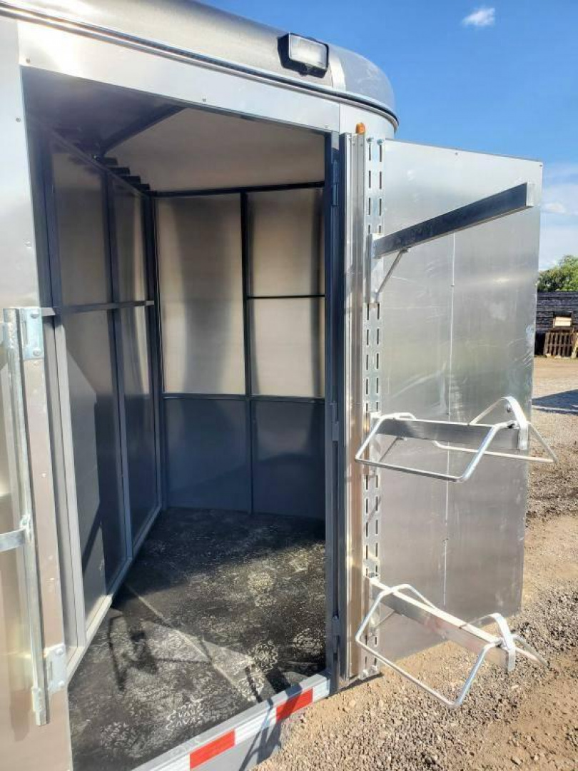 New 2025 Maverick 13' 2 Horse Trailer