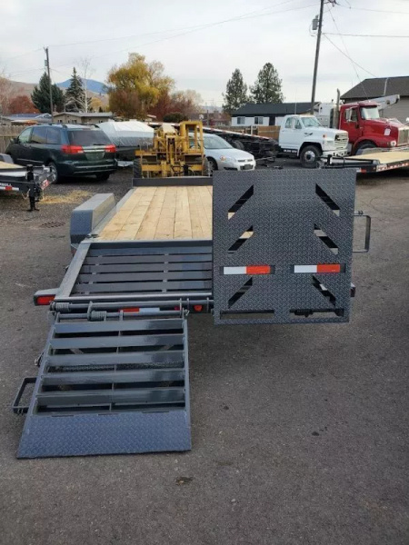 New 2026 Iron Bull 83x18 14k Equipment Trailer