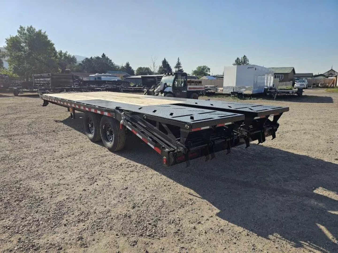 New 2025 Iron Bull 8.5' x 24' 14k Deckover Flatbed Trailer