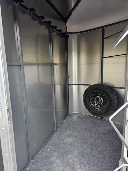 New 2026 Maverick 2 Horse Trailer