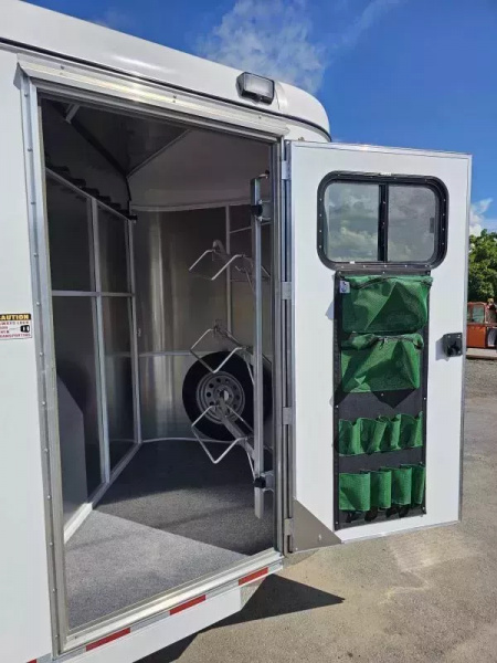 New 2026 Maverick 3 Horse Trailer