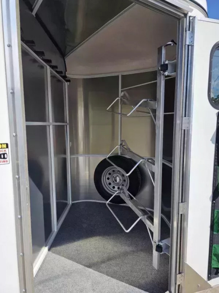 New 2026 Maverick 3 Horse Trailer