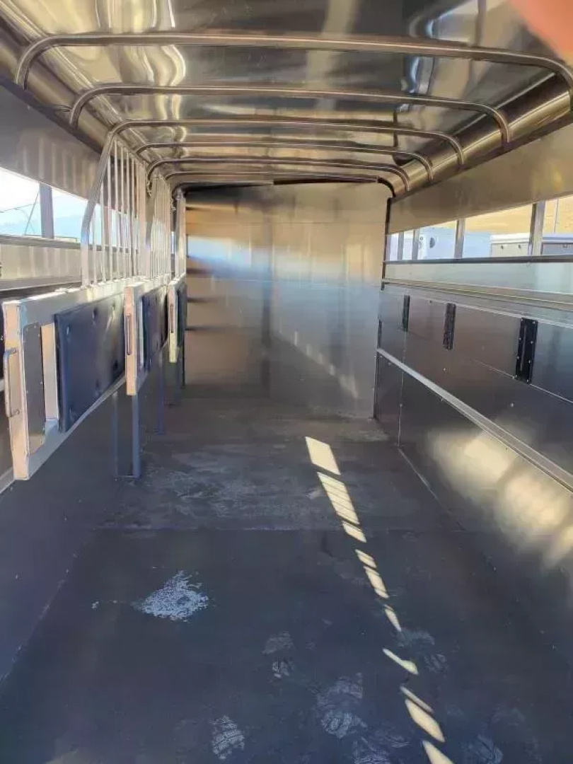 New 2026 Maverick 4 Horse Trailer