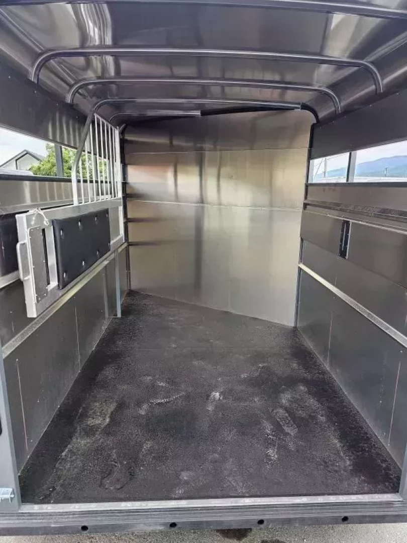 New 2026 Maverick 2 Horse Trailer