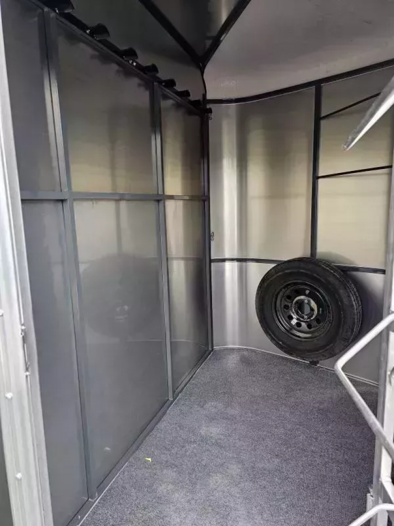 New 2026 Maverick 2 Horse Trailer