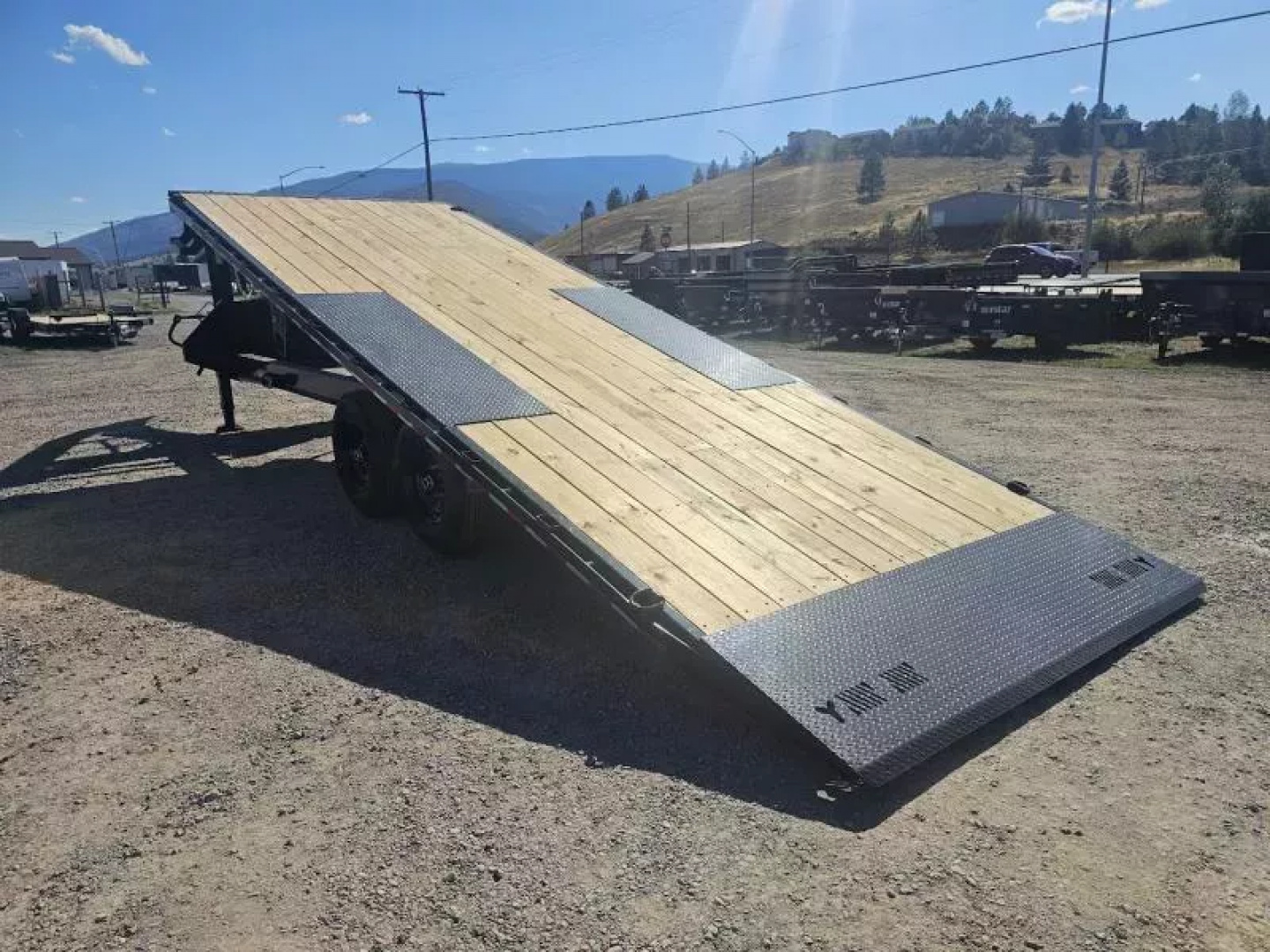 New 2026 Iron Bull 102"x24' 14K Gooseneck Deckover Tilt Trailer