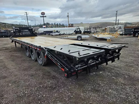 New 2026 Iron Bull 28' 21k Deckover Gooseneck Trailer