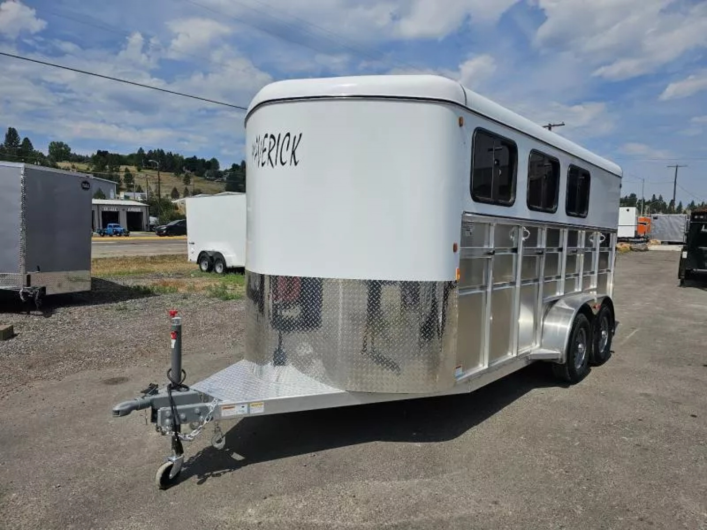 New 2026 Maverick 3 Horse Lite Deluxe Aluminum Horse Trailer
