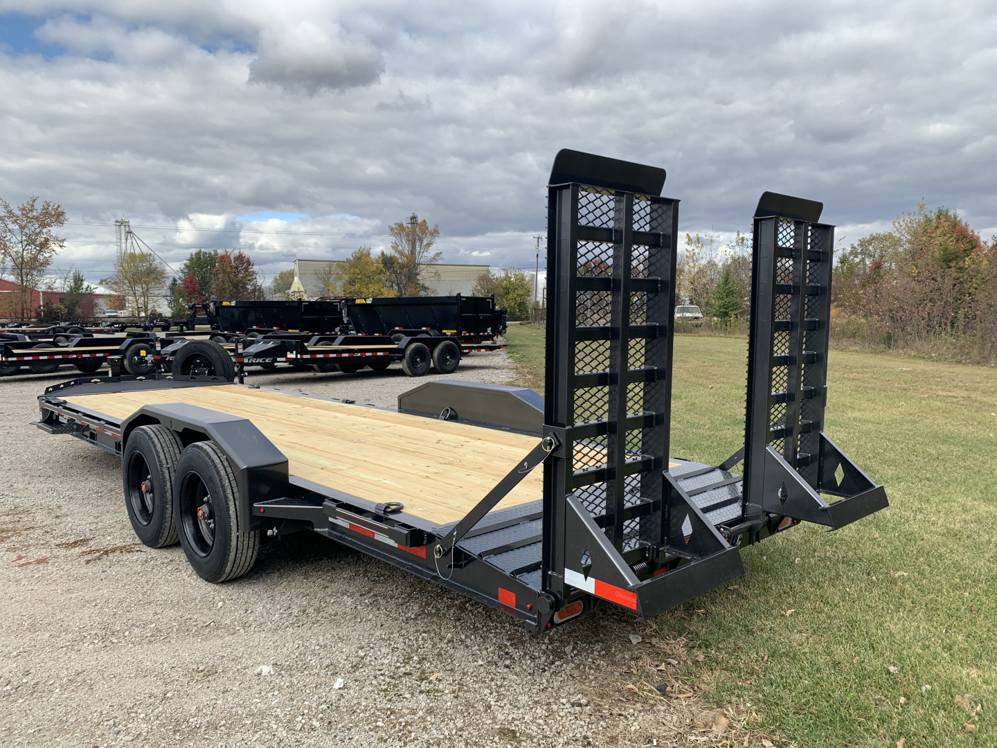 New 2026 Diamond C Trailers LPX208L22X80 (80" X 22') 18K (Pacesetter Ed.) Equipment Trailer
