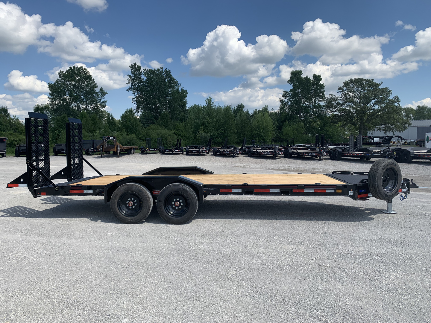 New 2026 Diamond C Trailers LPX208L20X82 (82" X 20') 18K Pacesetter Ed. Equipment Trailer