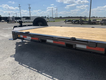 New 2026 Diamond C Trailers LPX208L20X82 (82" X 20') 18K Pacesetter Ed. Equipment Trailer